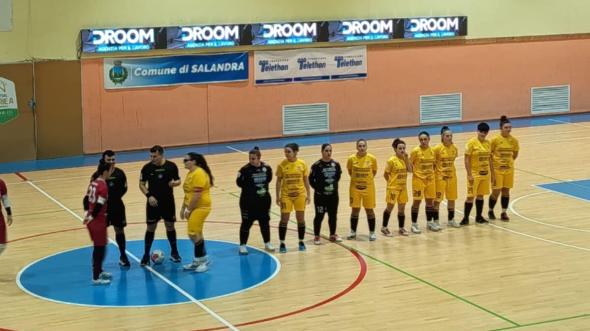 La squadra altamurana schierata a centrocampo